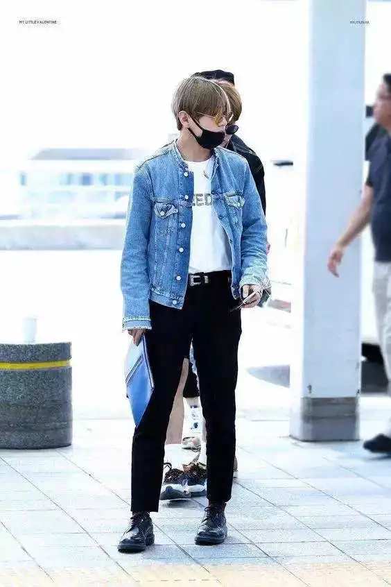 10 Incredible Street Style Looks From BTS's V We'll Never Be Able To Forget